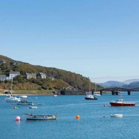Harbourside 2 Bed Apartment, Barmouth Bridge Views Kültér fotó