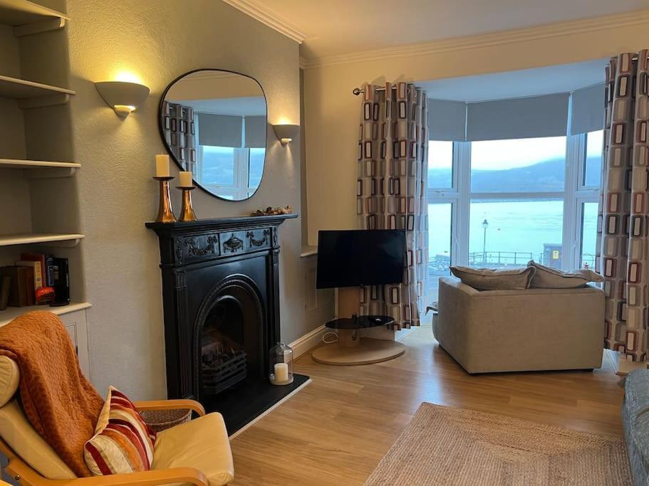 Harbourside 2 Bed Apartment, Barmouth Bridge Views Kültér fotó